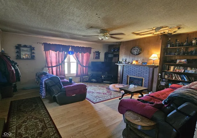 Photo 3 of Single family home for sale at 715 S 21st Street, New Castle, IN 47362 | MLS# 22118235 | Listing updated on 2026-08-04