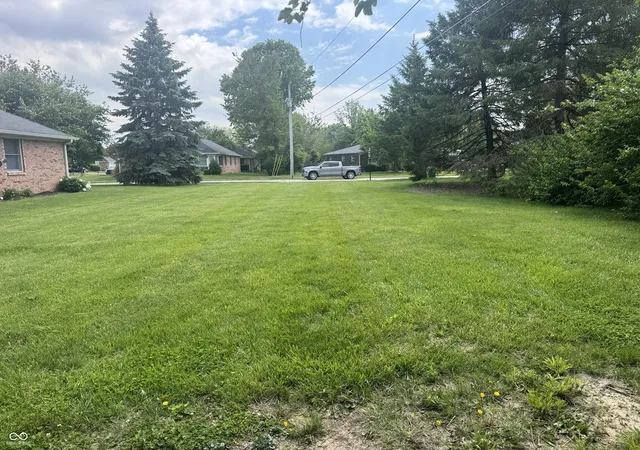 3rd image of 116 Picadilly Rd, Brownsburg, IN 46112 | MLS# 22118236
