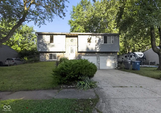 Photo 1 of Single family home for sale at 6824 Cordova Dr, Indianapolis, IN 46221 | MLS# 22118252 | Listing updated on 2026-08-13