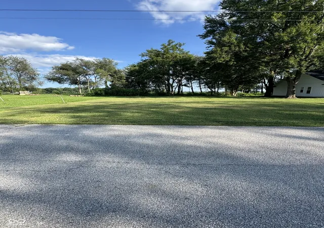 Photo 1 of Land for sale at 507 W Main St, Colfax, IN 46035 | MLS# 22118275 | Listing updated on 2026-09-04