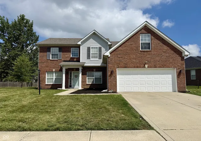 1st image of 5798 W Glenview Dr, Mc Cordsville, IN 46055 | MLS# 22118290