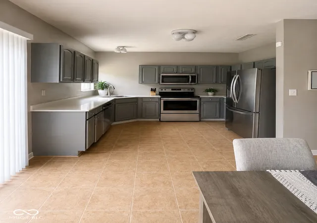 4th image of 5798 W Glenview Dr, Mc Cordsville, IN 46055 | MLS# 22118290