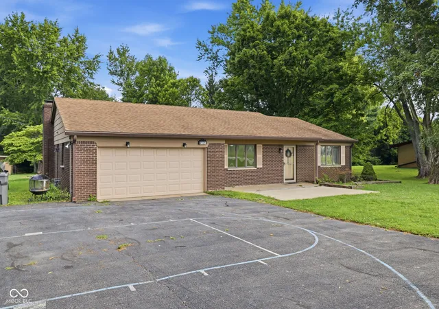 2nd image of 8434 E Edgewood Ave, Indianapolis, IN 46239 | MLS# 22118296