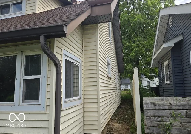 Photo 3 of Single family home for sale at 4109 Byram Ave, Indianapolis, IN 46208 | MLS# 22118302 | Listing updated on 2026-08-27
