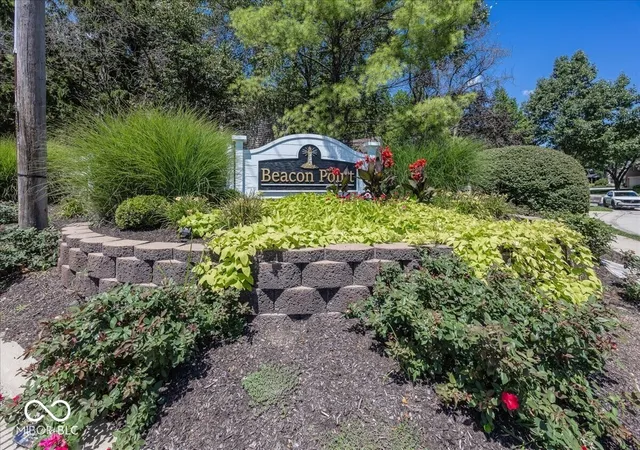 2nd image of 14947 Beacon Blvd, Carmel, IN 46032 | MLS# 22118315
