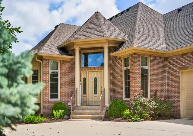 Photo 3 of Condo for sale at 1514 Ashwood Ct, Greenwood, IN 46143 | MLS# 22118353 | Listing updated on 2026-09-29