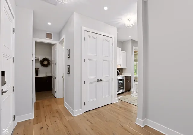 Photo 3 of Condo for sale at 15 W Executive Dr #206, Carmel, IN 46032 | MLS# 22118358 | Listing updated on 2026-08-10