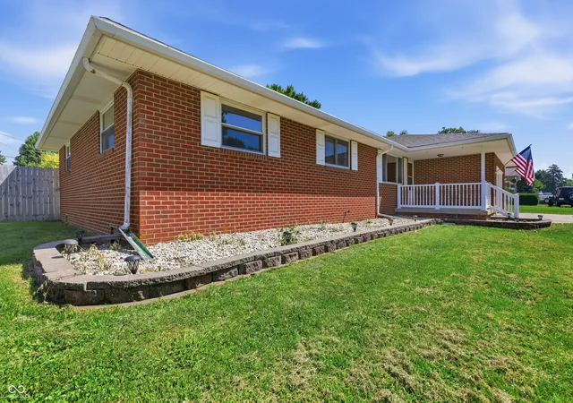 2nd image of 912 W 10th St, Greensburg, IN 47240 | MLS# 22118375