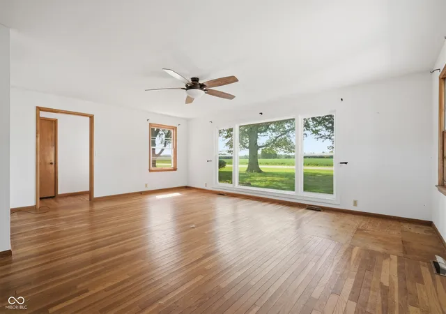 Photo 3 of Sale Pending at 1720 W Alto Rd, Kokomo, IN 46902 | MLS# 22118391 | Listing updated on 2026-08-24