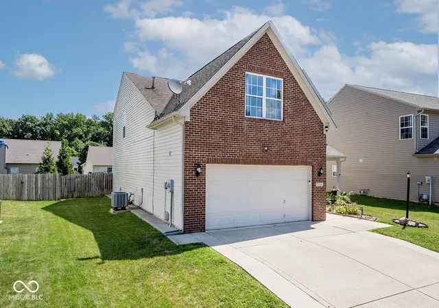 Photo 2 of Single family home for sale at 12243 Rambling Rd, Fishers, IN 46037 | MLS# 22118407 | Listing updated on 2026-08-30