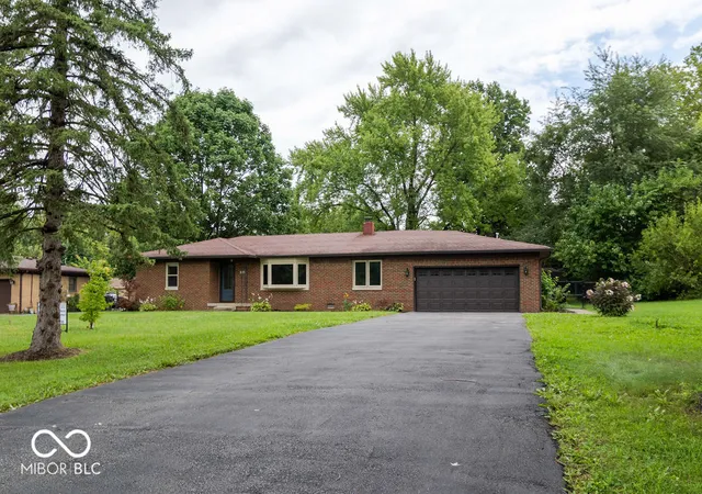 Single family home for sale at 4435 Chatham Pl, Indianapolis, IN 46226 | MLS# 22118419