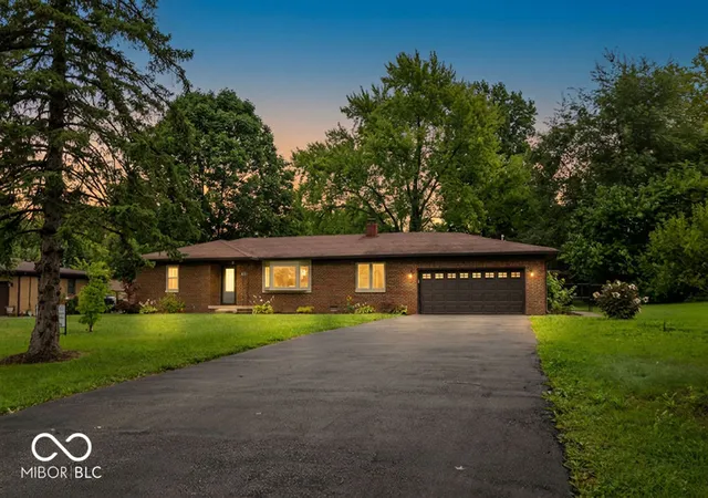 Photo 2 of Single family home for sale at 4435 Chatham Pl, Indianapolis, IN 46226 | MLS# 22118419 | Listing updated on 2026-09-30