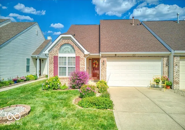 1st image of 2825 Cadogan Dr, Greenwood, IN 46143 | MLS# 22118421