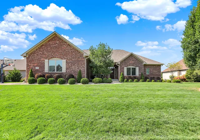 1st image of 1782 Calvert Farms Dr, Greenwood, IN 46143 | MLS# 22118427