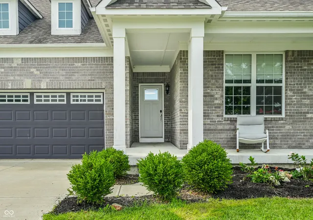 3rd image of 2144 Chick Evans Wy, Westfield, IN 46074 | MLS# 22118435
