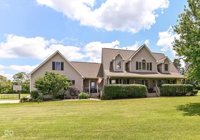 4th image of 1355 N Franklin Rd, Greenwood, IN 46143 | MLS# 22118437