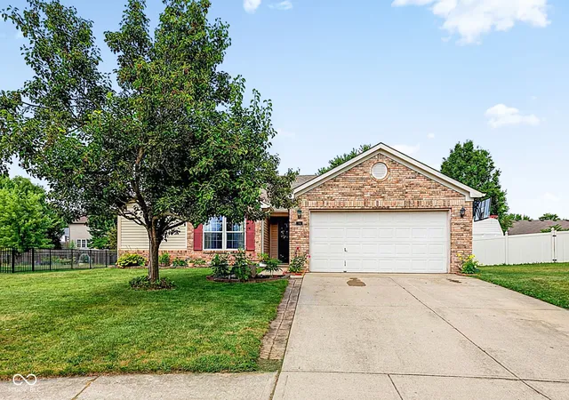 Photo 1 of Sale Pending at 774 Viceroy Ct, Danville, IN 46122 | MLS# 22118449 | Listing updated on 2026-08-30