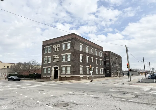 3rd image of 801 N Pennsylvania St #A-B, Indianapolis, IN 46204 | MLS# 22118457