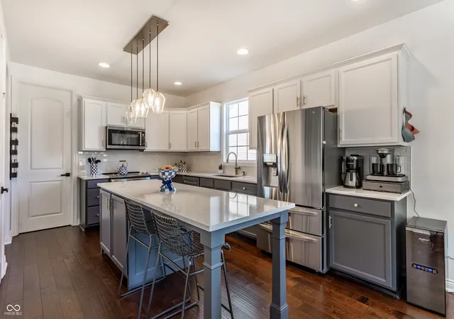 3rd image of 894 Burgess Hill Pass, Westfield, IN 46074 | MLS# 22118460
