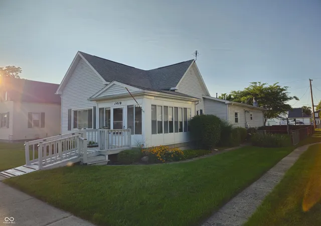 2nd image of 1410 S I St, Elwood, IN 46036 | MLS# 22118467