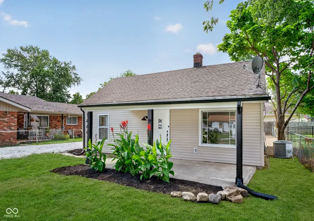 3rd image of 1444 S Whitcomb Ave, Indianapolis, IN 46241 | MLS# 22118471