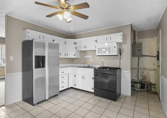 5th image of 1572 Roberts Rd, Franklin, IN 46131 | MLS# 22118479