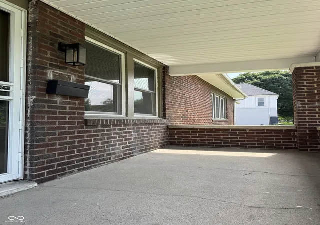 5th image of 1724 Woodlawn Ave, Indianapolis, IN 46203 | MLS# 22118484