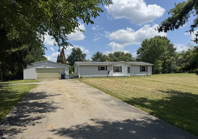 1st image of 23565 Deming Rd, Cicero, IN 46034 | MLS# 22118486