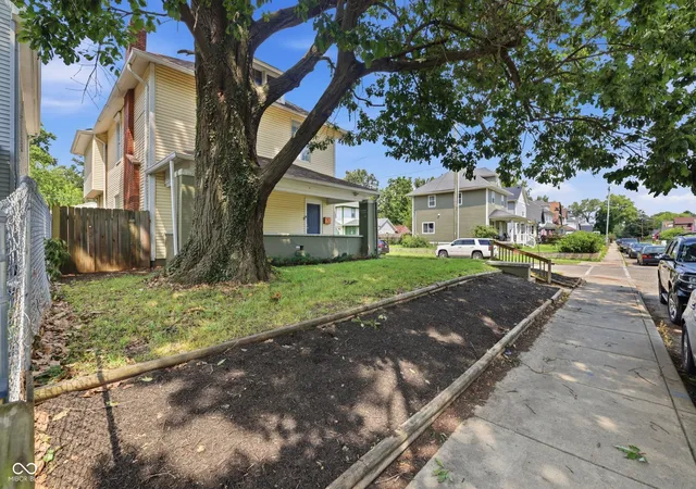 Photo 2 of Single family home for sale at 3254 Graceland Ave, Indianapolis, IN 46208 | MLS# 22118487 | Listing updated on 2026-09-05