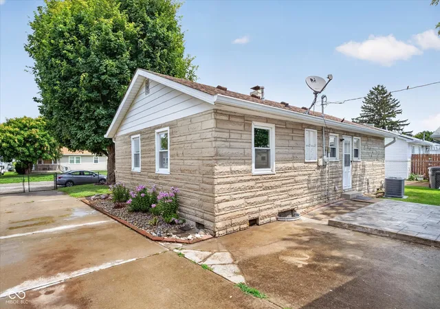 30th image of 1819 Bacon St, Indianapolis, IN 46237 | MLS# 22118488
