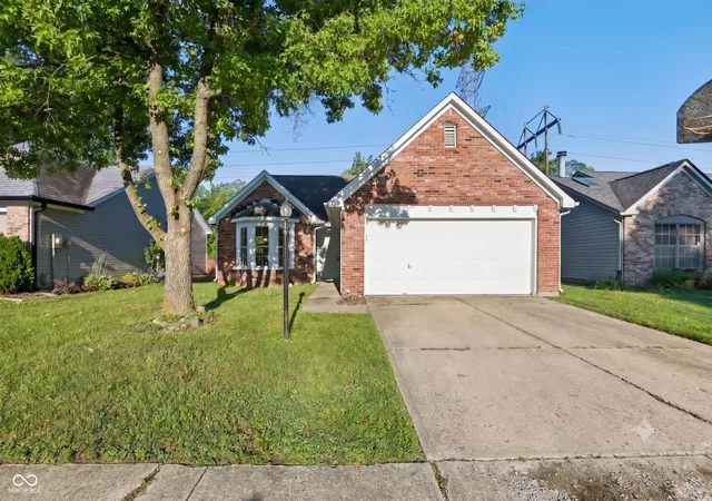 1st image of 5654 Crown Vetch Pl, Indianapolis, IN 46254 | MLS# 22118504