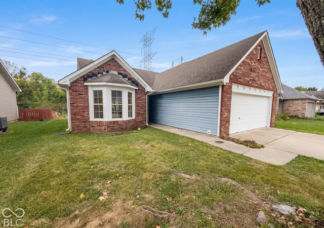 Photo 1 of Single family home for sale at 5654 Crown Vetch Pl, Indianapolis, IN 46254 | MLS# 22118504 | Listing updated on 2026-09-27