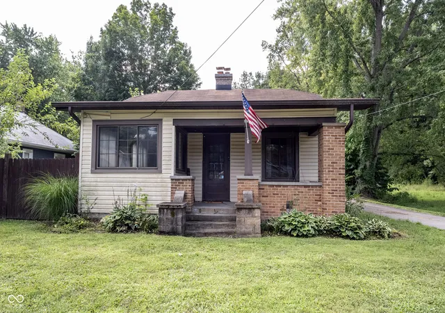 1st image of 2515 W 60th St, Indianapolis, IN 46228 | MLS# 22118516