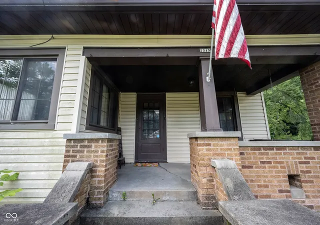 3rd image of 2515 W 60Th St, Indianapolis, IN 46228 | MLS# 22118516
