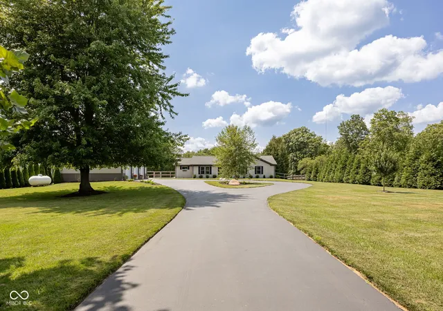 2nd image of 24373 Brehm Rd, Noblesville, IN 46060 | MLS# 22118536