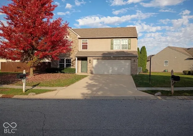 Single family home for sale at 2175 Rosswood Blvd, Indianapolis, IN 46229 | MLS# 22118537