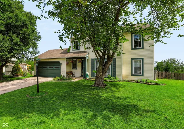 2nd image of 7106 Tarragon Ct, Indianapolis, IN 46237 | MLS# 22118542