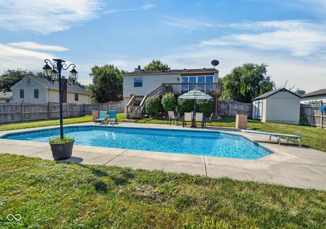 2nd image of 3304 Wedgewood Dr, Indianapolis, IN 46227 | MLS# 22118550