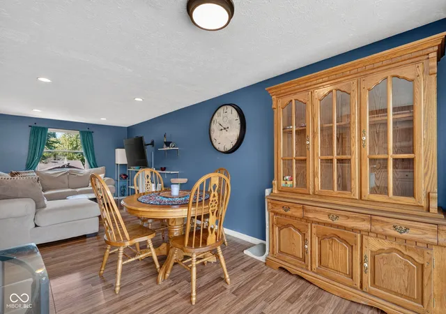 5th image of 3304 Wedgewood Dr, Indianapolis, IN 46227 | MLS# 22118550