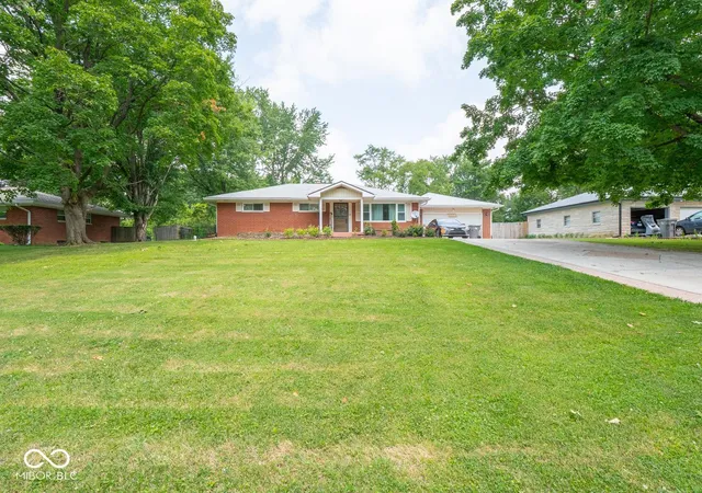 Photo 1 of Single family home for sale at 2506 Maynard Dr, Indianapolis, IN 46227 | MLS# 22118586 | Listing updated on 2026-08-17