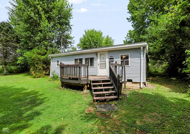 2nd image of 979 E State Road 42 Road, Cloverdale, IN 46120 | MLS# 22118591