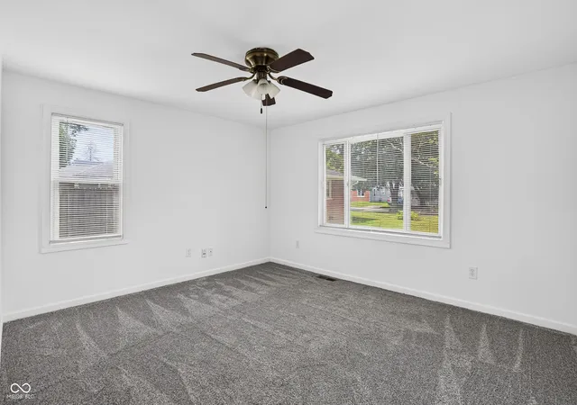 2nd image of 847 W North St, Greenfield, IN 46140 | MLS# 22118592