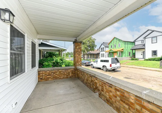 3rd image of 243 Iowa St, Indianapolis, IN 46225 | MLS# 22118595