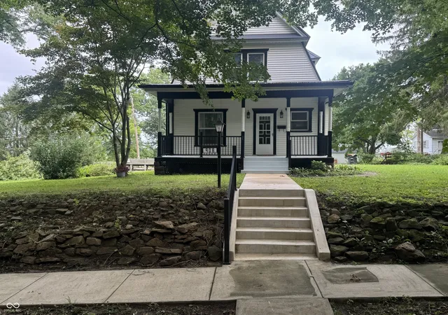 1st image of 908 Park, Attica, IN 47918 | MLS# 22118596