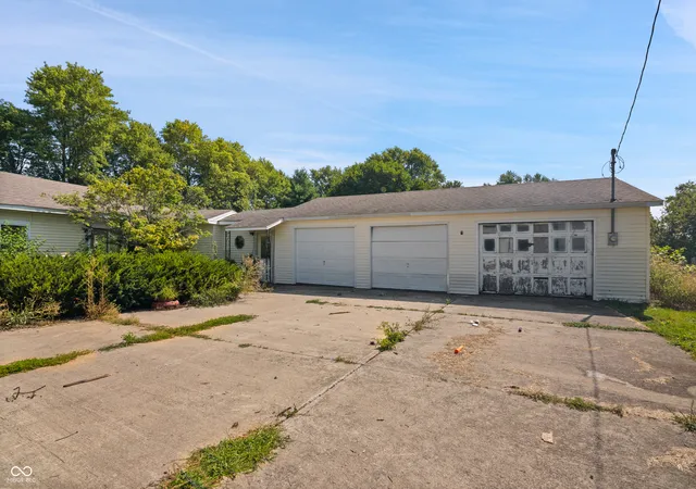 2nd image of 2174 S 125 E, Shelbyville, IN 46176 | MLS# 22118607
