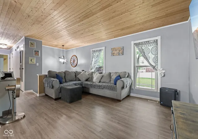 Photo 3 of Sale Pending at 5434 Sleet Dr, Indianapolis, IN 46237 | MLS# 22118609 | Listing updated on 2026-09-01