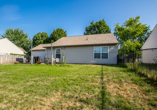 32nd image of 2509 Bristlecone Dr, Indianapolis, IN 46217 | MLS# 22118622