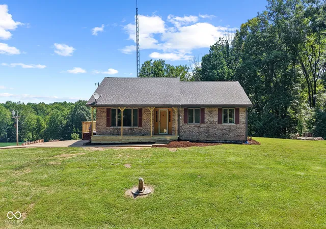 3rd image of 7060 N Briarhopper Rd, Monrovia, IN 46157 | MLS# 22118627