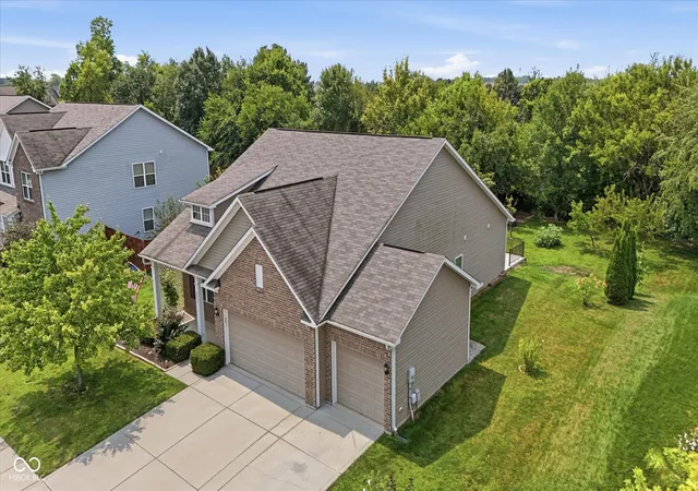Photo 2 of Single family home for sale at 8922 N Springview Dr, Mc Cordsville, IN 46055 | MLS# 22118631 | Listing updated on 2026-08-24
