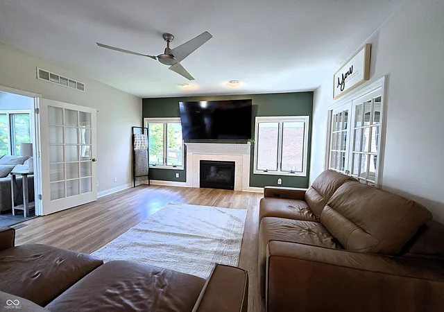 5th image of 1258 Soaring Eagle Dr, Greenwood, IN 46143 | MLS# 22118644